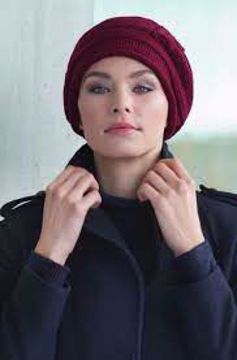 Evie Knitted Hat Dark Red